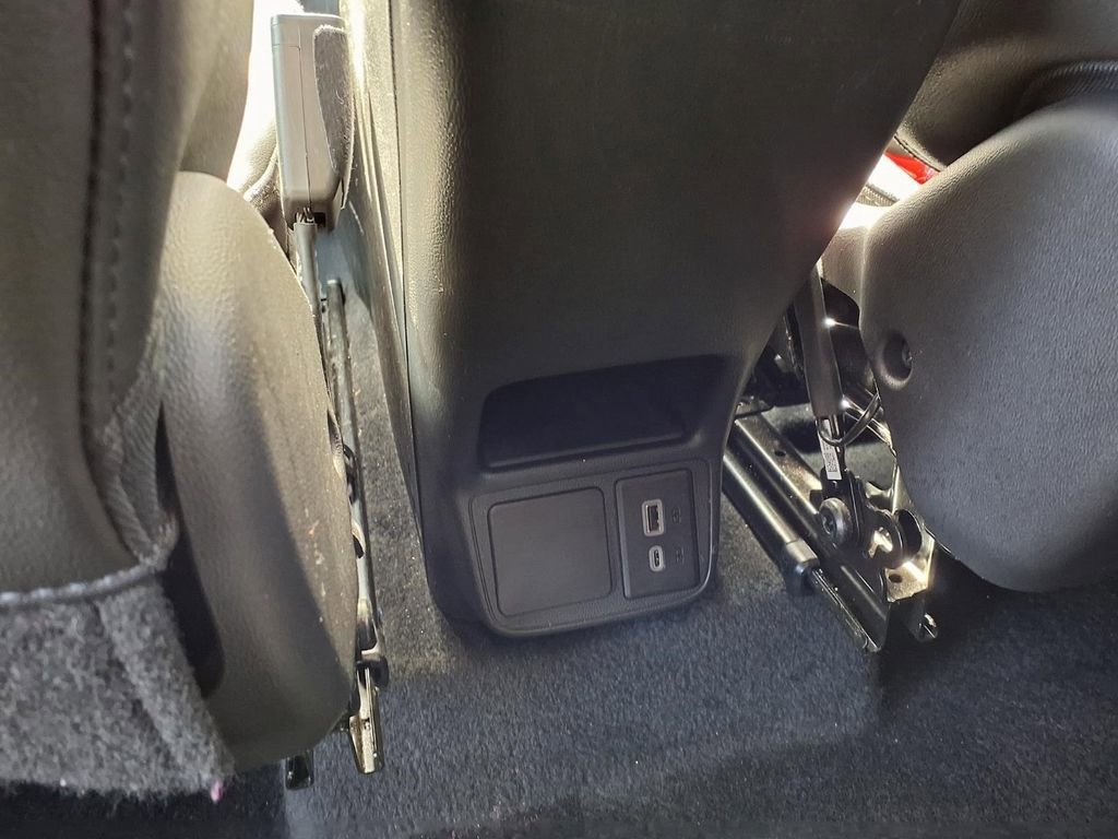 Used 2025 Buick Encore GX Preferred FWD image 23