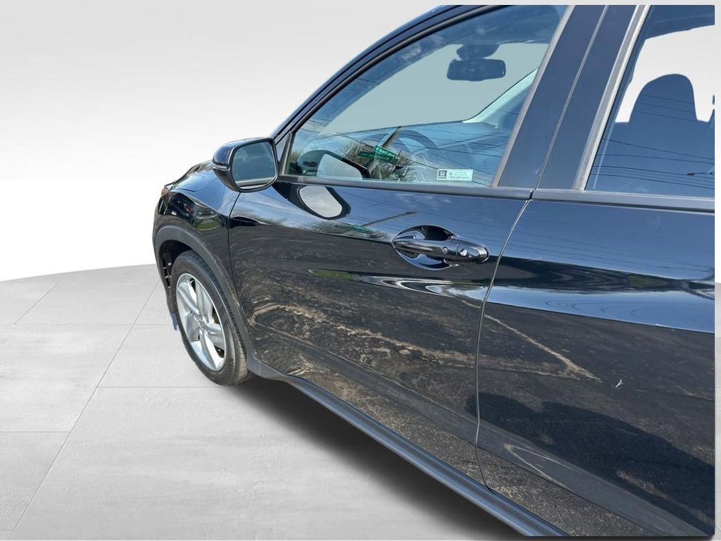Used 2019 Honda HR-V EX-L image 11