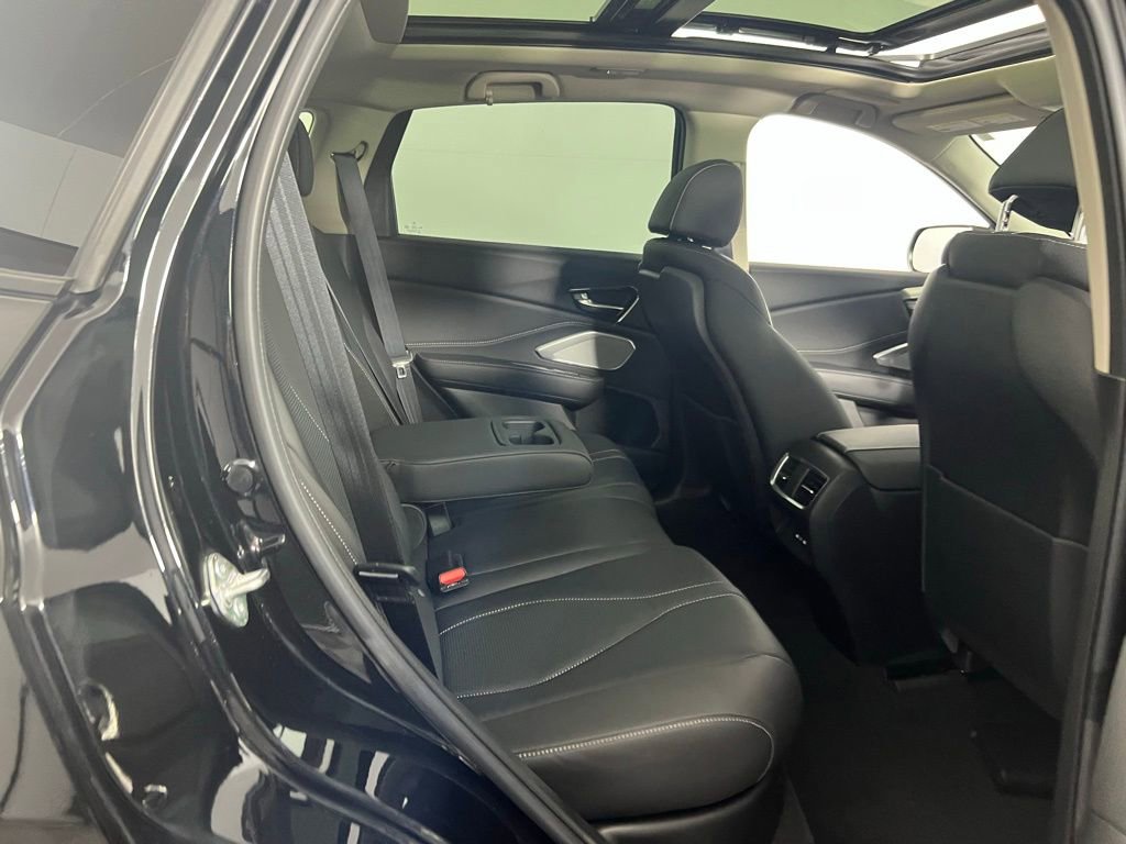 Used 2023 Acura RDX w/ Technology Package image 30