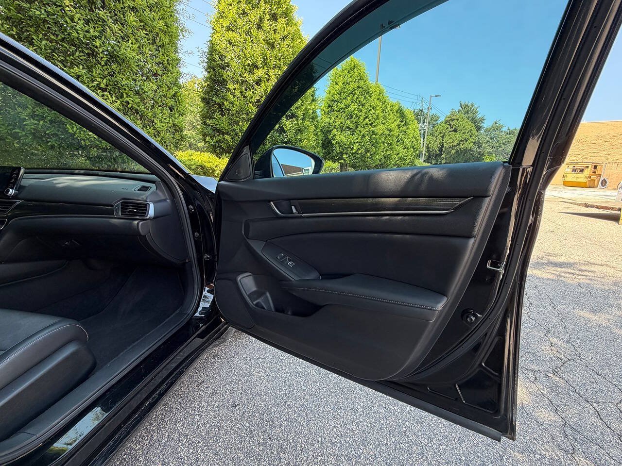 Used 2022 Honda Accord Sport image 31