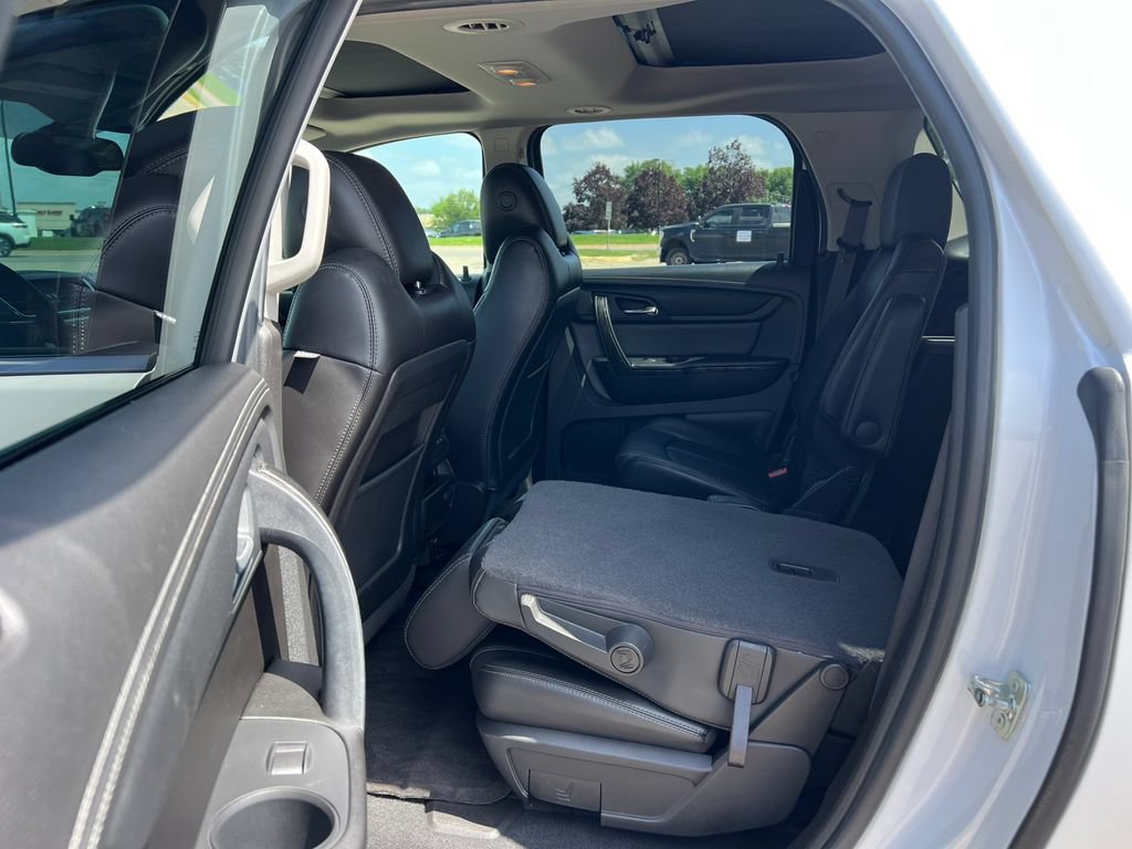 Used 2016 GMC Acadia SLT w/ Premium Edition FWD image 33