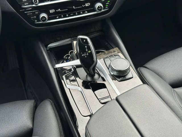 Used 2023 BMW 530i xDrive w/ Convenience Package AWD/4WD image 20