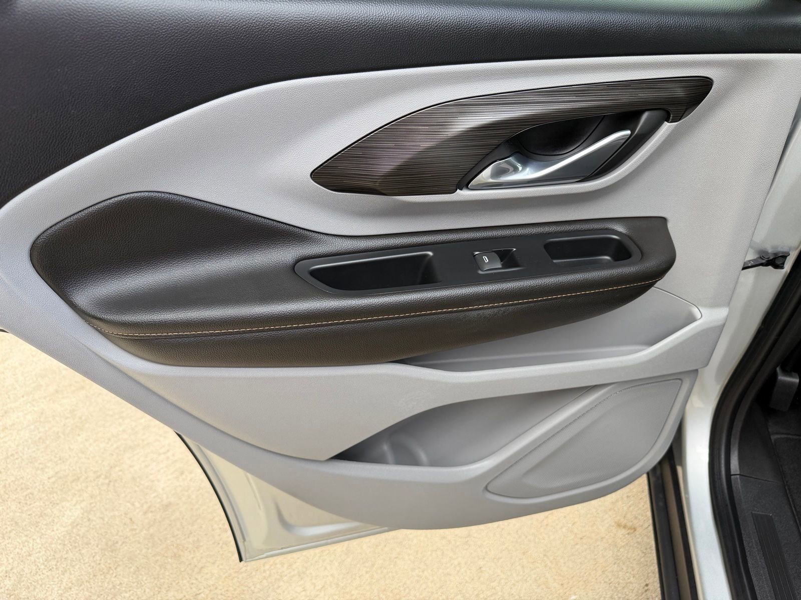 Used 2020 GMC Terrain SLT w/ Preferred Package image 23