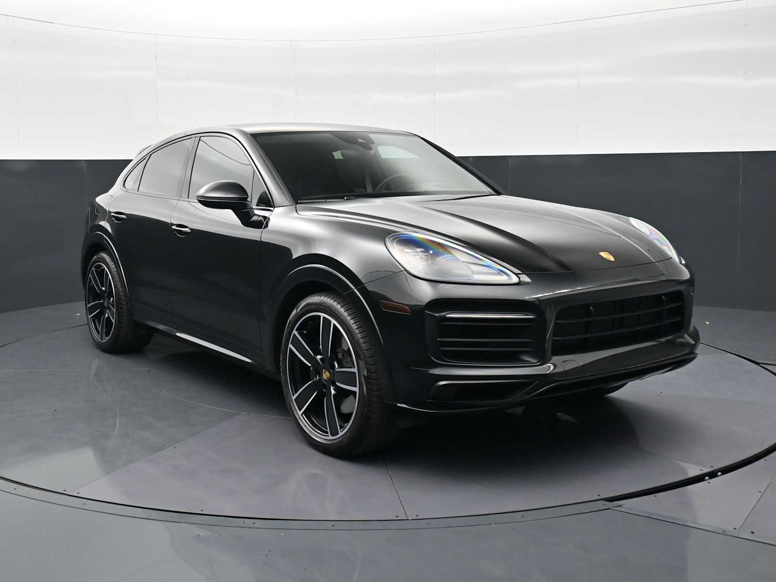 Certified 2023 Porsche Cayenne GTS AWD/4WD image 30