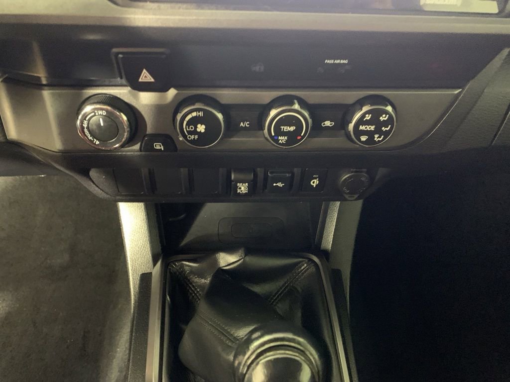 Used 2020 Toyota Tacoma TRD Sport image 24