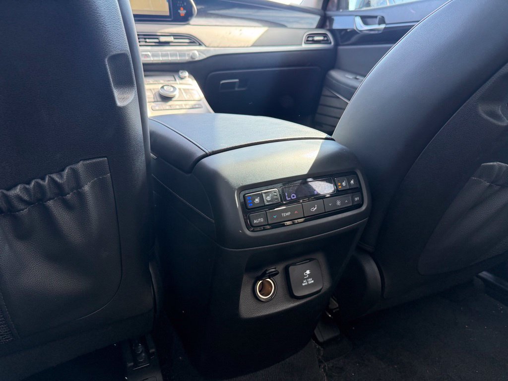 Used 2021 Hyundai Palisade Limited FWD image 23