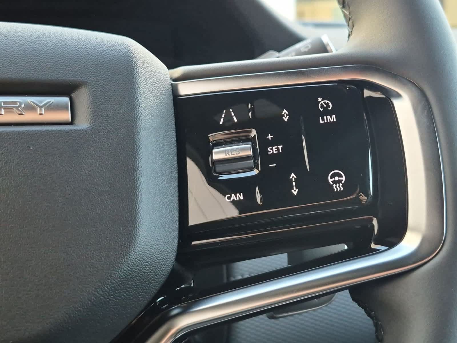 New 2026 Land Rover Discovery Sport Landmark AWD/4WD image 26