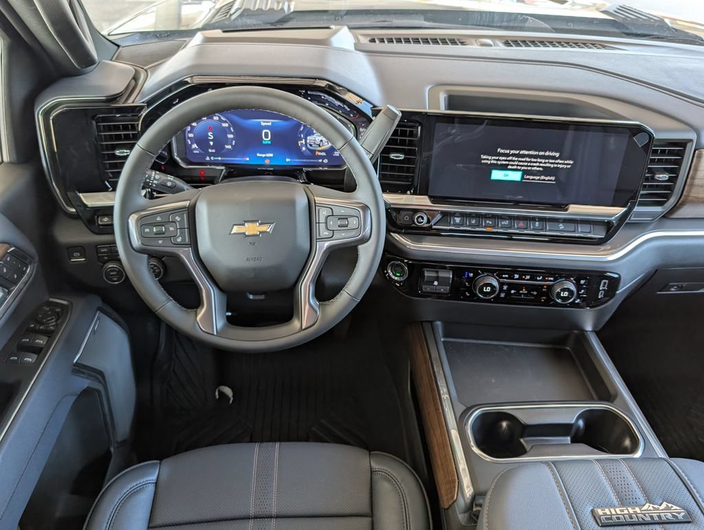 New 2026 Chevrolet Silverado 3500 High Country w/ High Country Premium Package AWD/4WD image 4