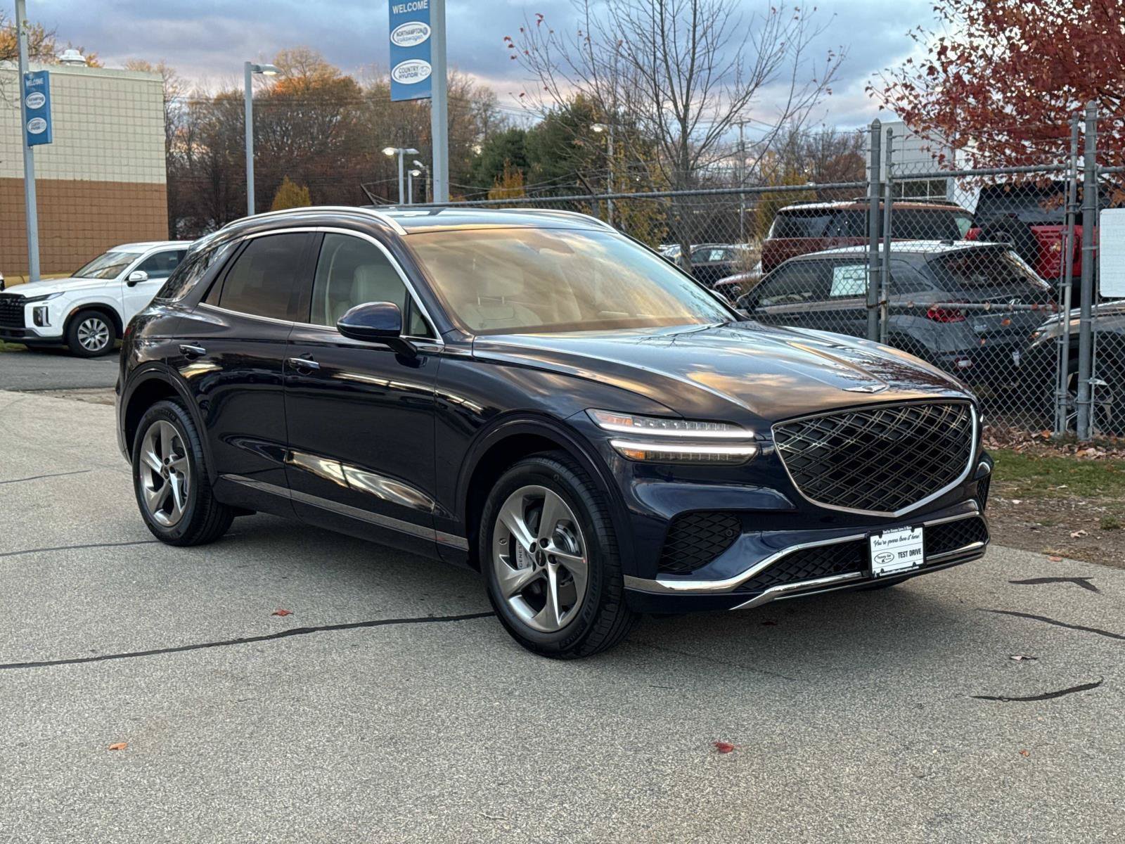 Used 2026 Genesis GV70 2.5T AWD/4WD image 3