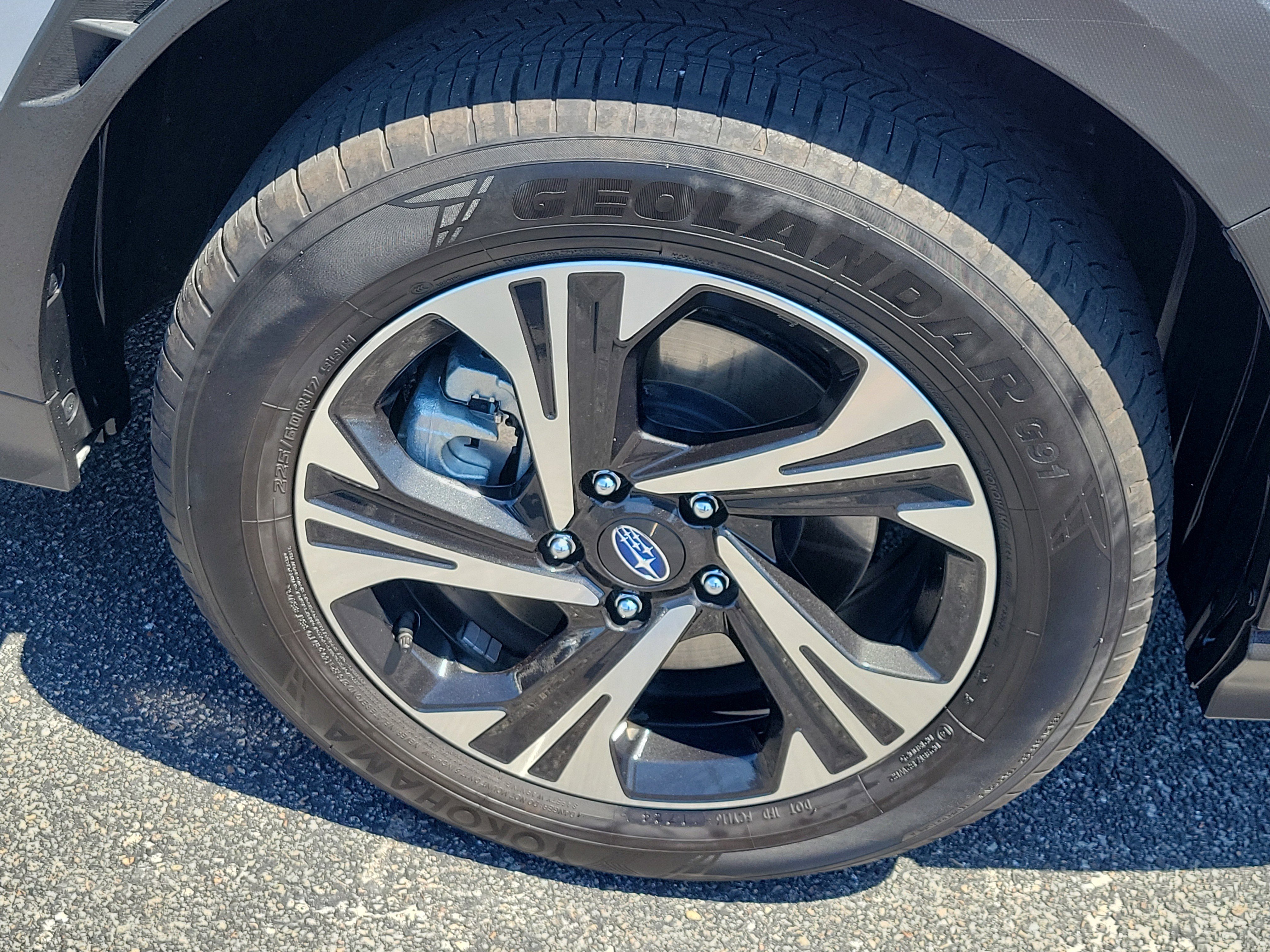 Certified 2024 Subaru Crosstrek 2.0i Premium AWD/4WD image 8