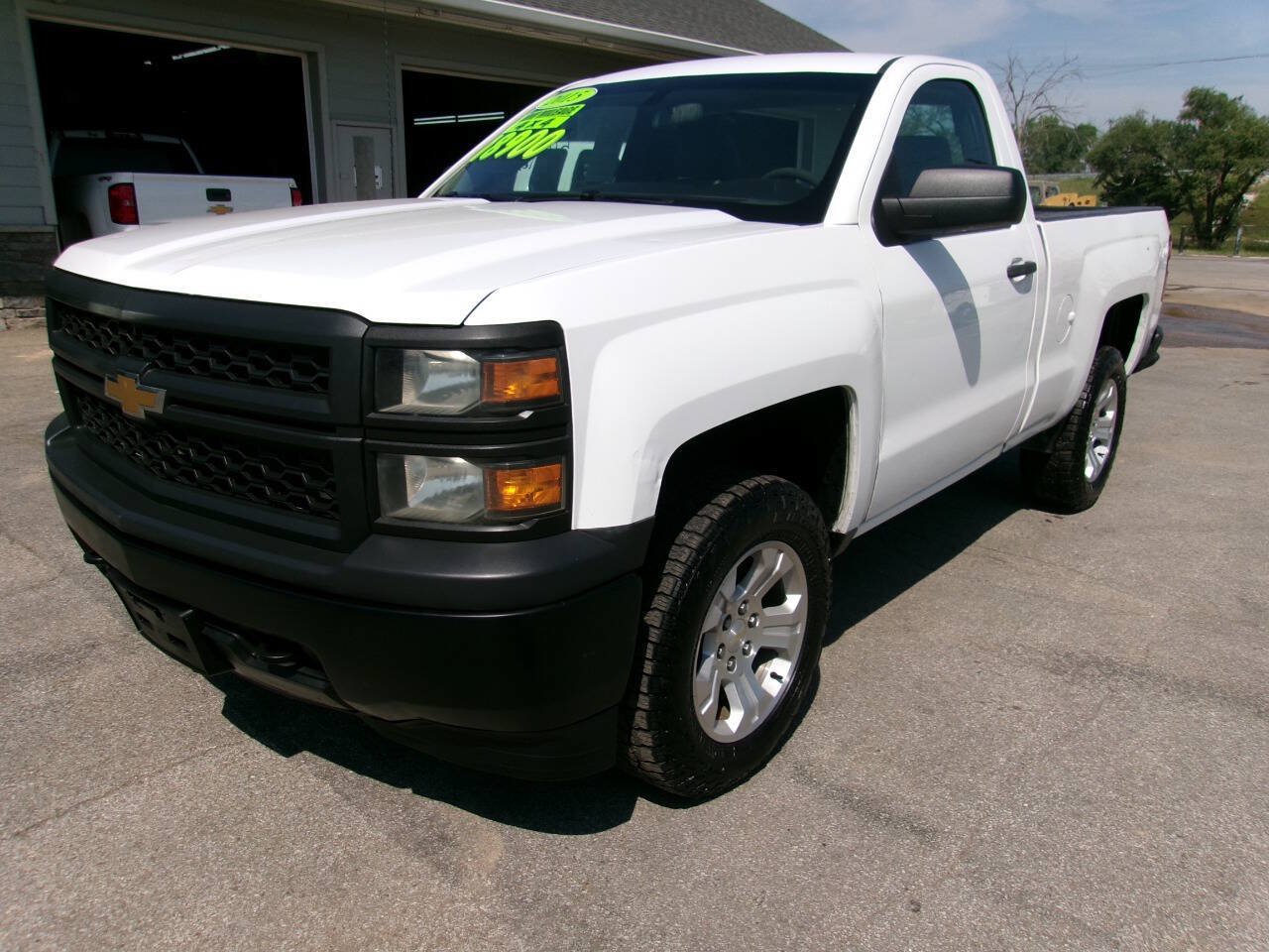 Used 2015 Chevrolet Silverado 1500 W/T w/ Trailering Package AWD/4WD image 9