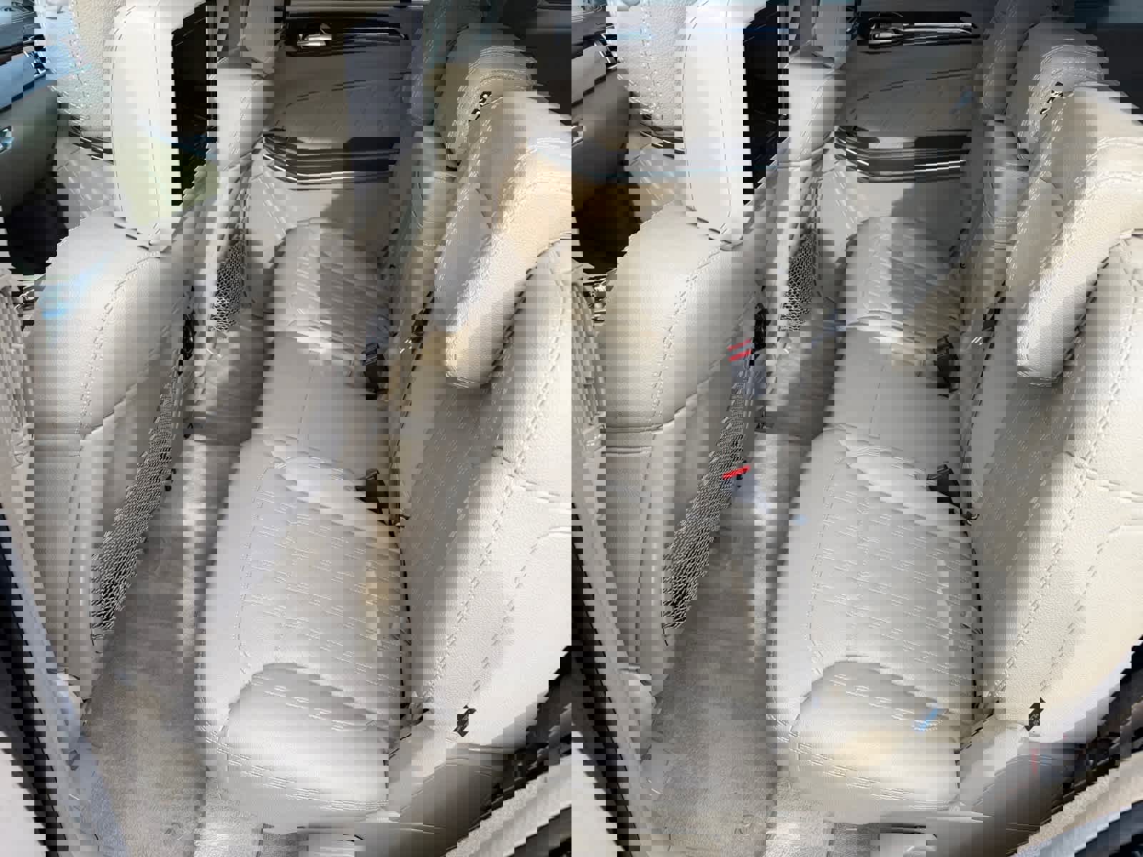 Used 2014 Mercedes-Benz GL 450 4MATIC image 11