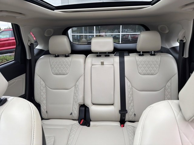 Certified 2024 Ford Edge Titanium image 23