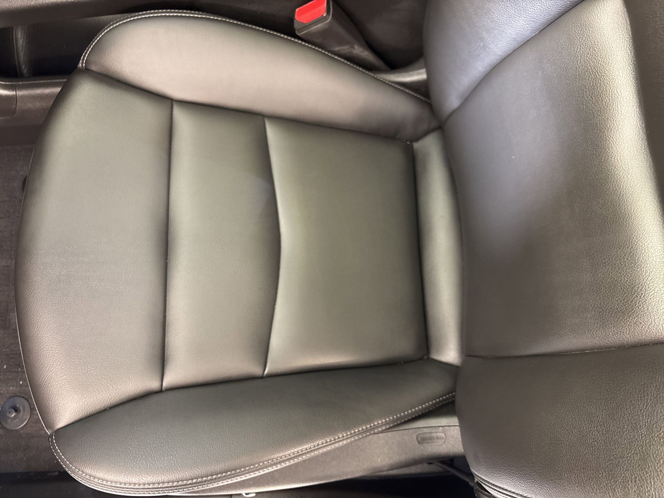 Used 2022 Cadillac XT6 Luxury w/ LPO, Floor Liner Package AWD/4WD image 22