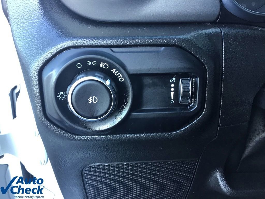 Used 2023 Jeep Wrangler Sport S image 31