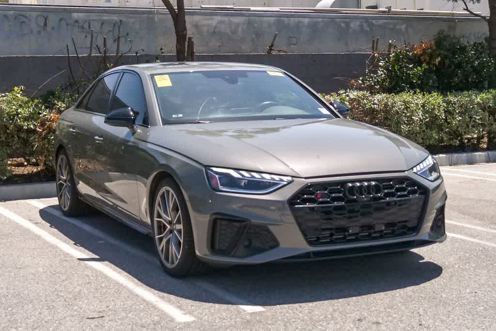 Used 2023 Audi S4 Premium Plus w/ Premium Plus Package AWD/4WD image 3