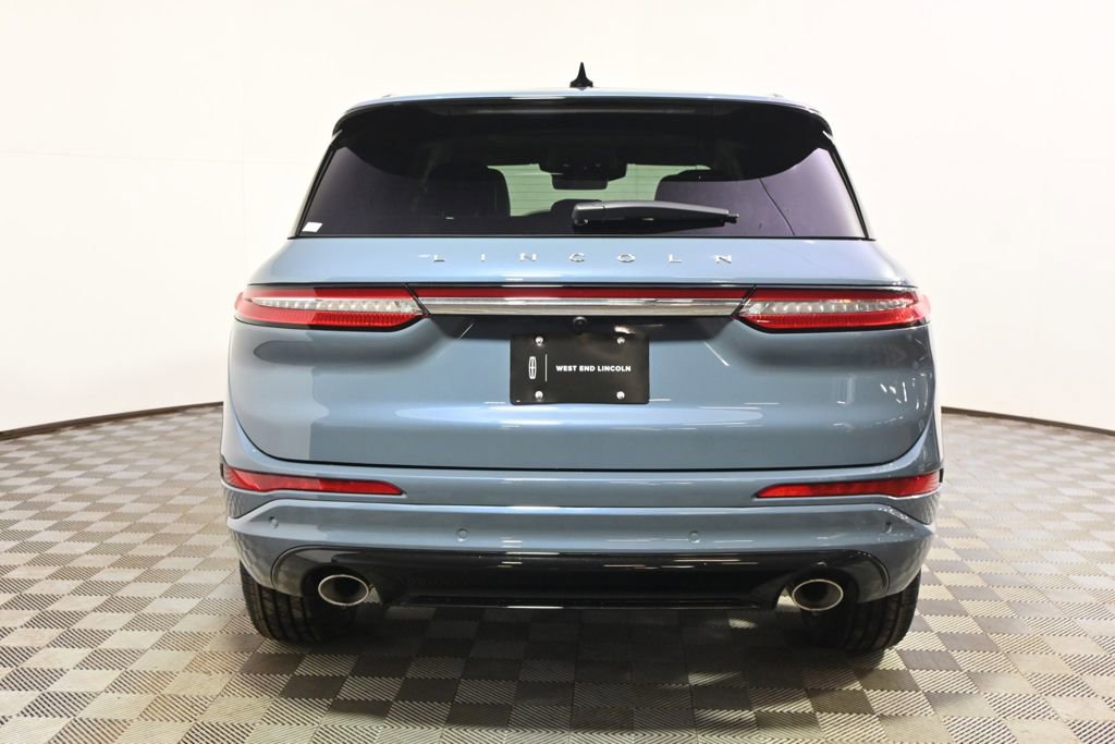 New 2026 Lincoln Corsair Reserve w/ Jet Appearance Package image 5