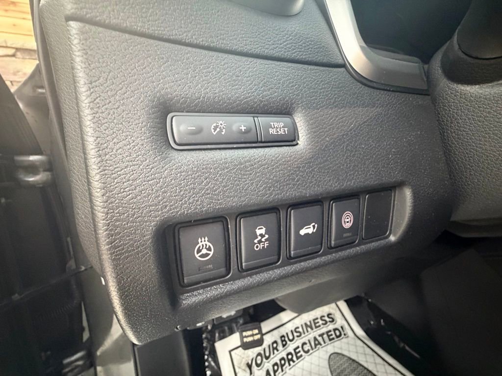 Used 2020 Nissan Murano SL w/ Moonroof Package AWD/4WD image 24