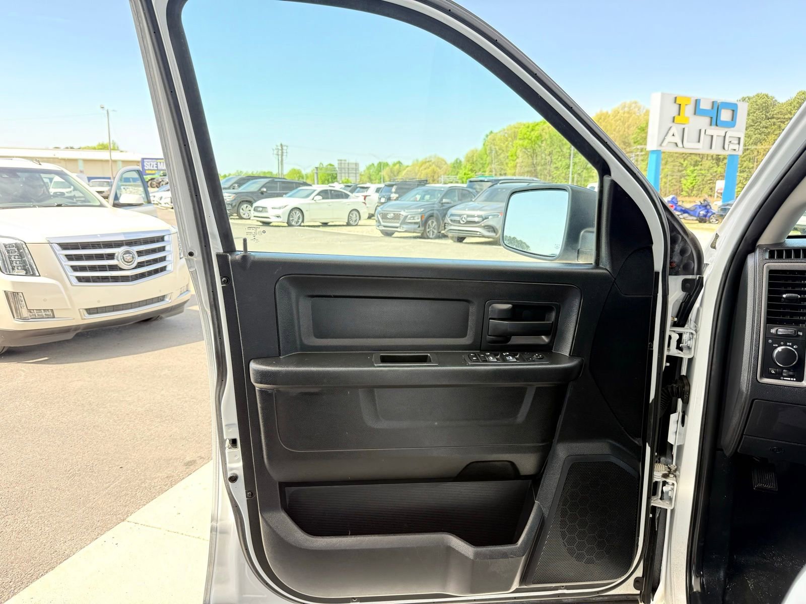 Used 2017 RAM 1500 Tradesman image 16