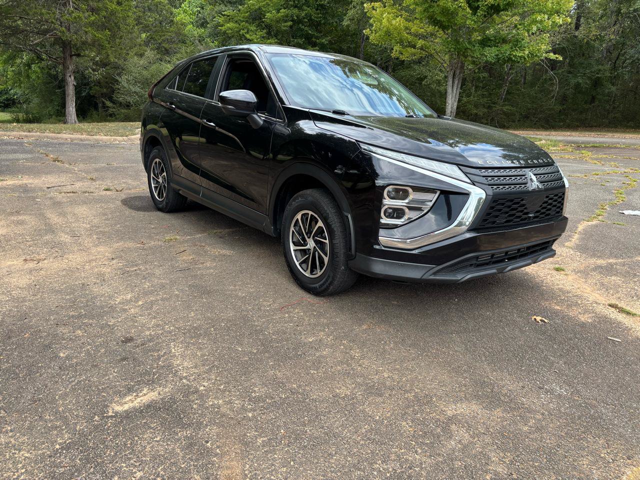 Used 2023 Mitsubishi Eclipse Cross ES AWD/4WD image 3