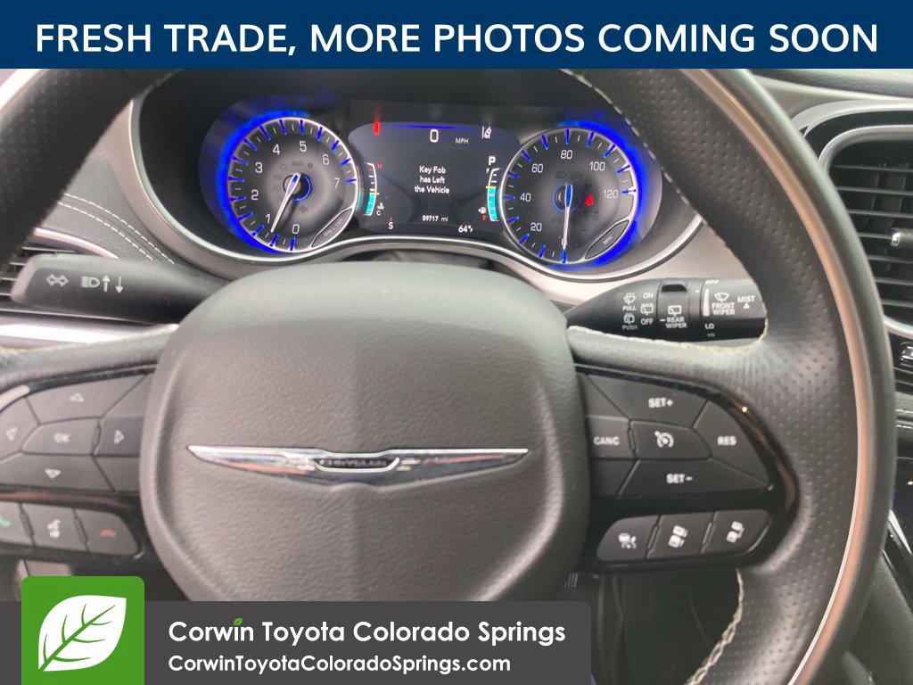 Used 2021 Chrysler Pacifica Limited w/ Uconnect Theater Family Group AWD/4WD image 16
