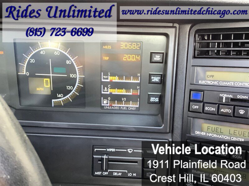 Used 1990 Cadillac Allante FWD image 18