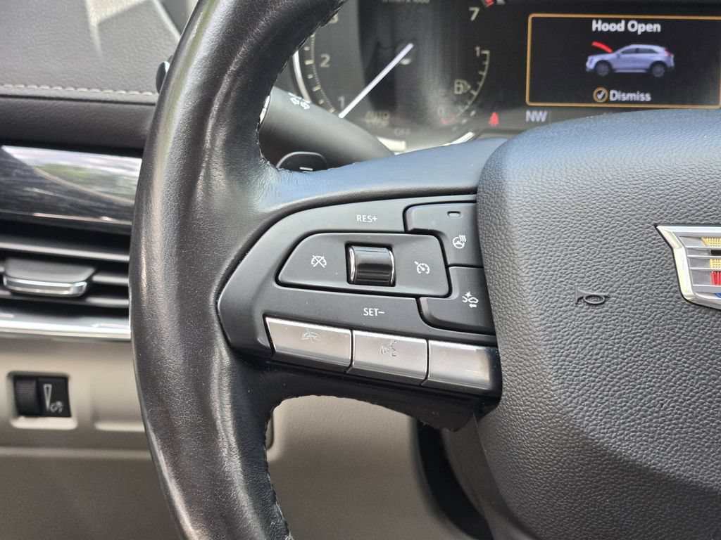 Used 2021 Cadillac XT4 Premium Luxury FWD image 36