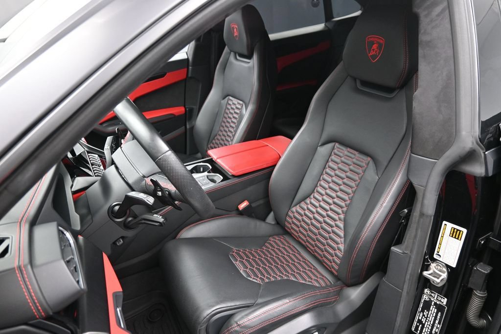 Used 2022 Lamborghini Urus AWD/4WD image 8