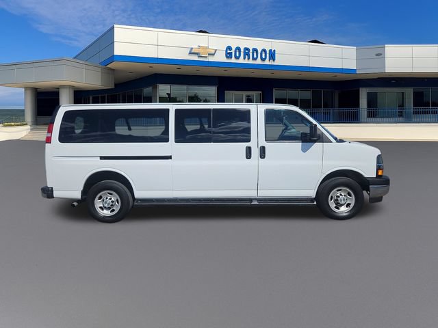 Used 2023 Chevrolet Express 3500 LT w/ LT Preferred Equipment Group RWD image 7