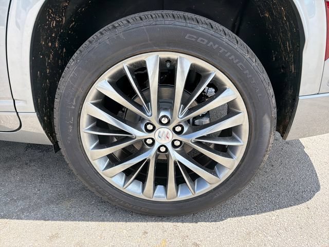 New 2026 Buick Enclave Avenir w/ Super Cruise Package FWD image 26