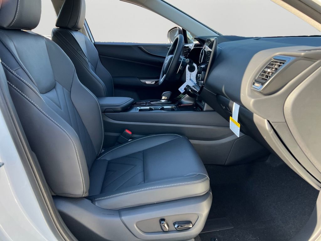 New 2026 Lexus NX 450h+ 450h+ Luxury image 5