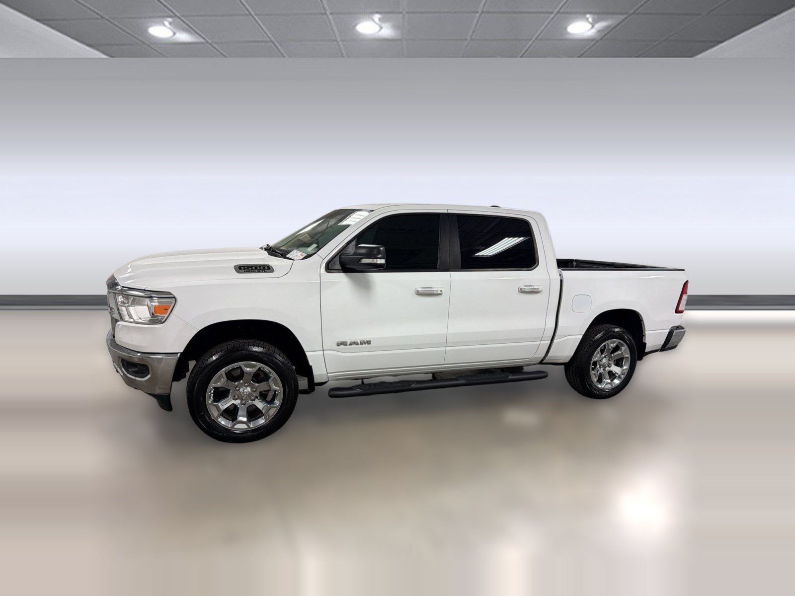 Used 2020 RAM 1500 Lone Star RWD image 2