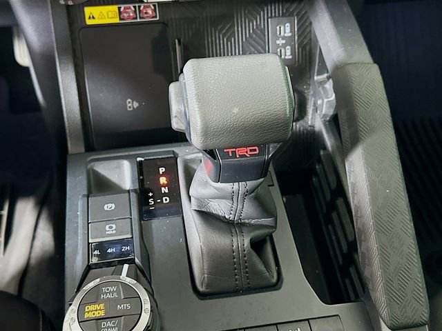 Used 2024 Toyota Tacoma TRD Off-Road image 20