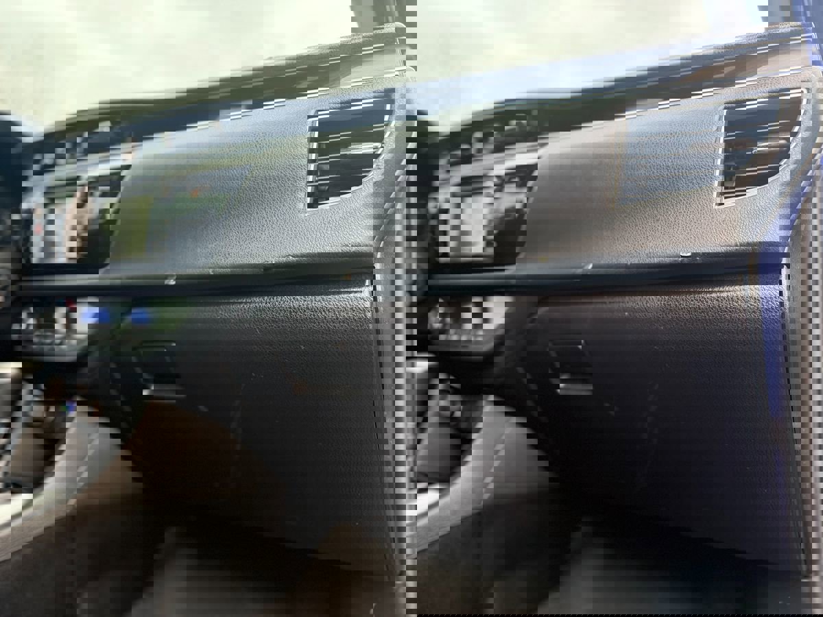 Used 2014 Toyota Corolla S image 34