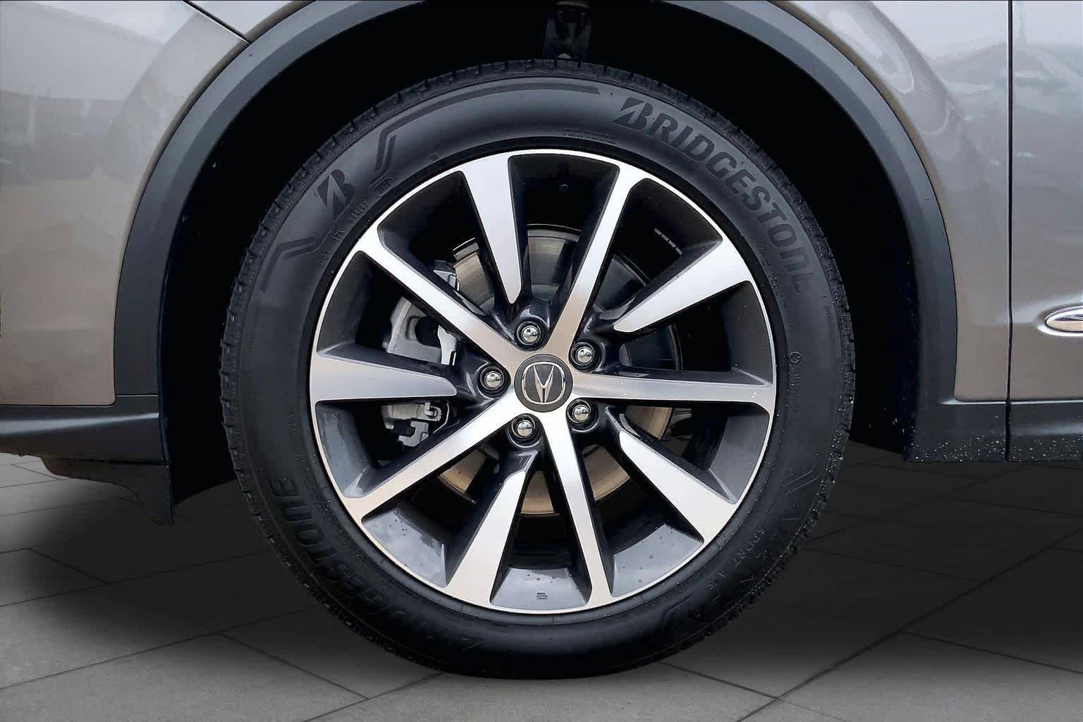 Used 2026 Acura MDX w/ Technology Package FWD image 11