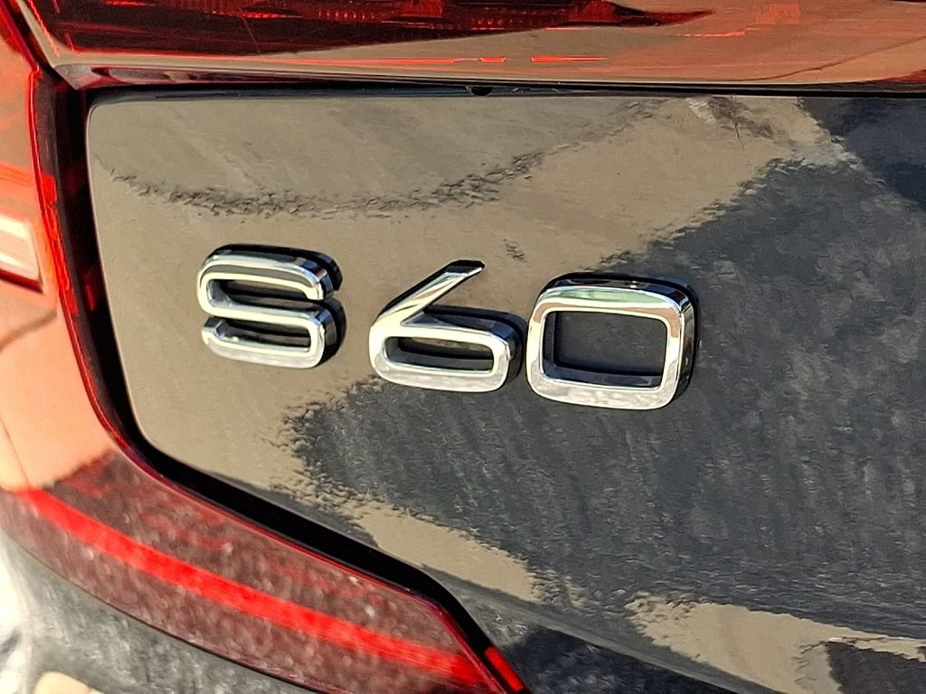 Used 2024 Volvo S60 B5 Plus AWD/4WD image 30