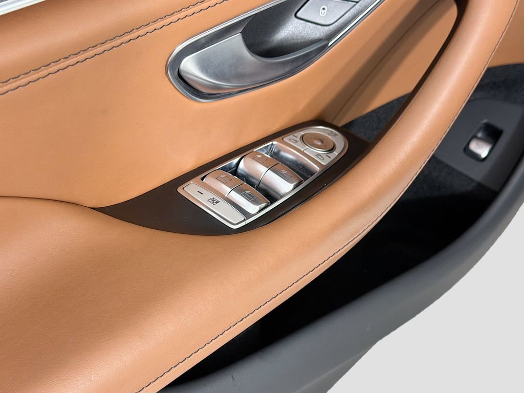 Used 2021 Mercedes-Benz AMG GT 43 image 18