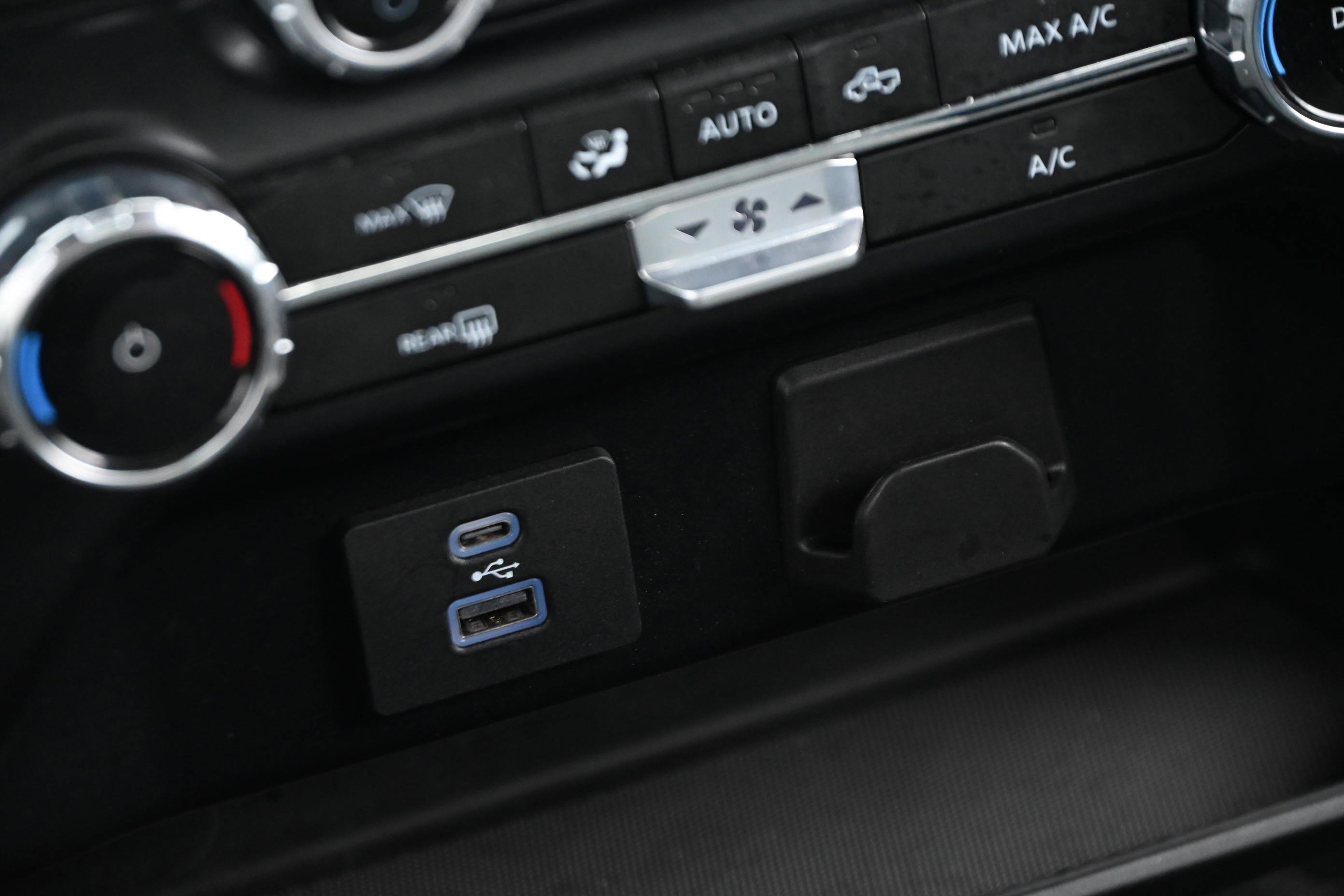 Used 2024 Ford F150 XLT image 25