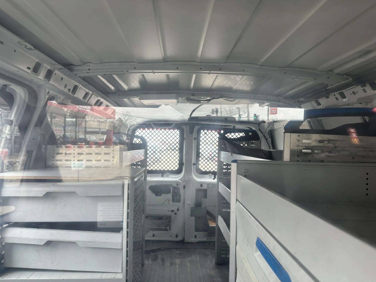 Used 2014 Chevrolet Express 2500 RWD image 25