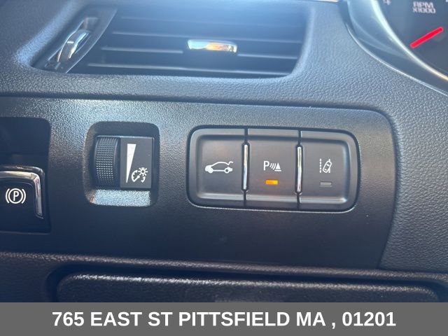 Used 2014 Chevrolet Impala LT w/ Premium Seating Package FWD image 17