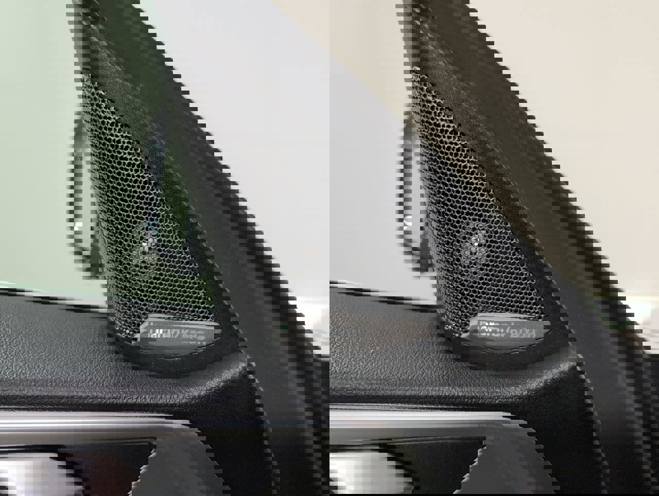 Used 2022 BMW 430i xDrive Convertible w/ Premium Package image 20