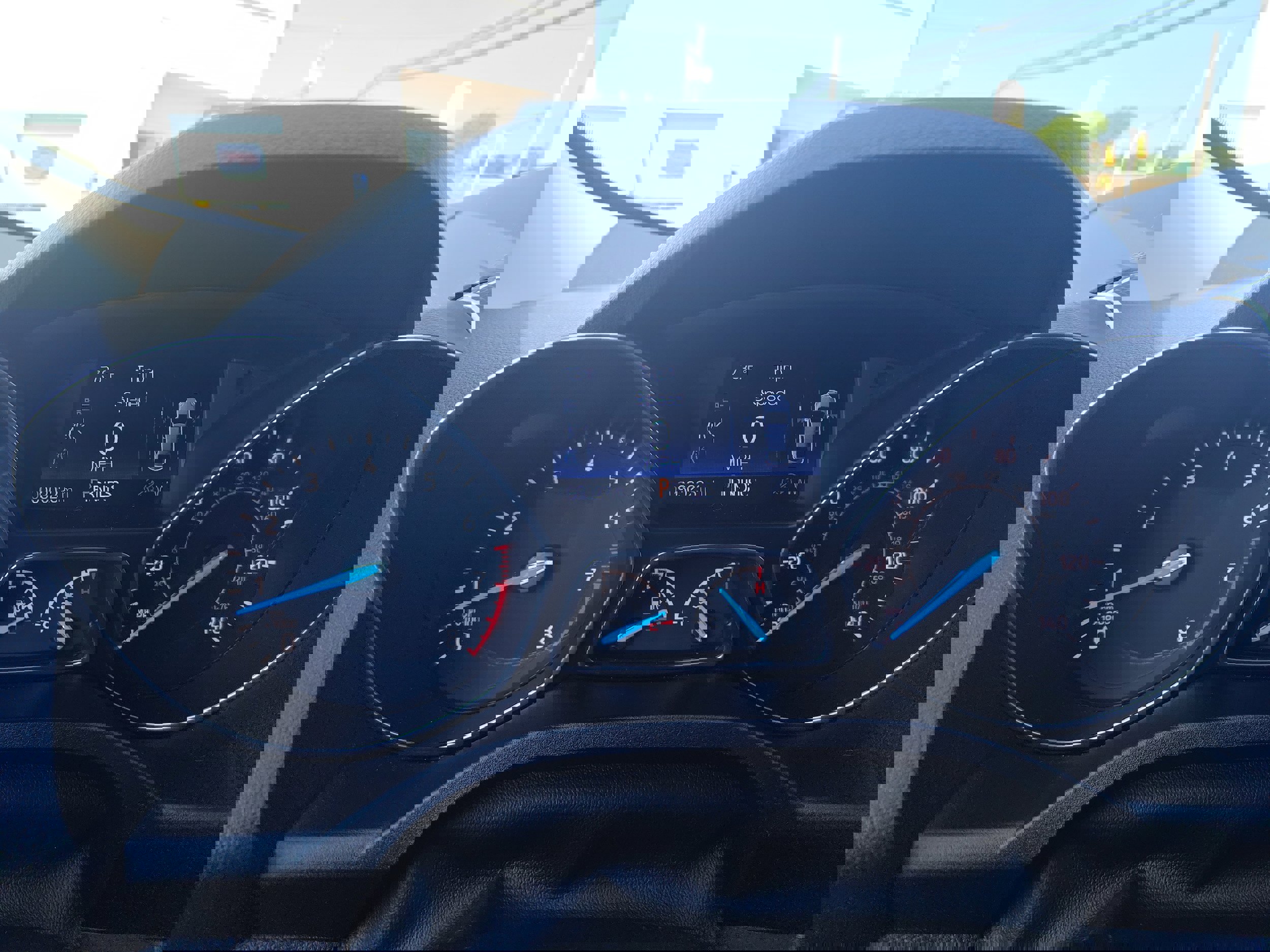 Used 2019 Ford Escape SEL image 16