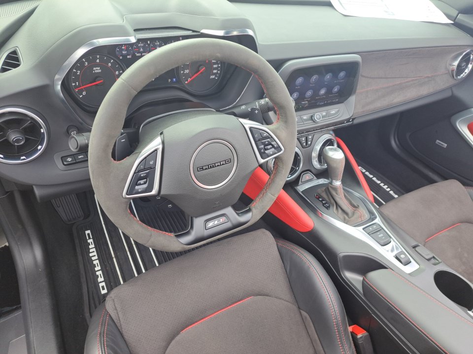 Used 2023 Chevrolet Camaro ZL1 RWD image 10