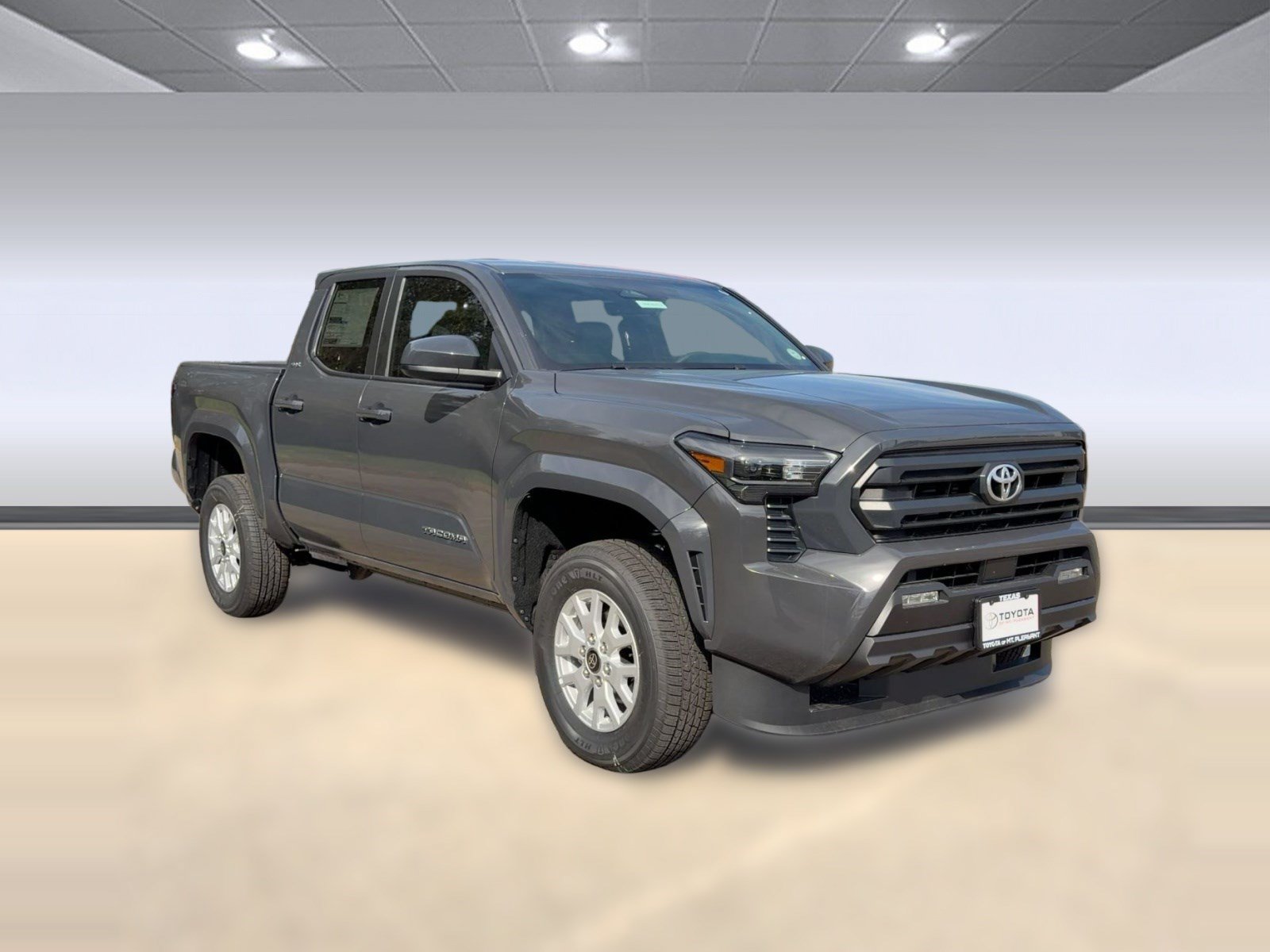 Used 2025 Toyota Tacoma SR5 AWD/4WD image 6