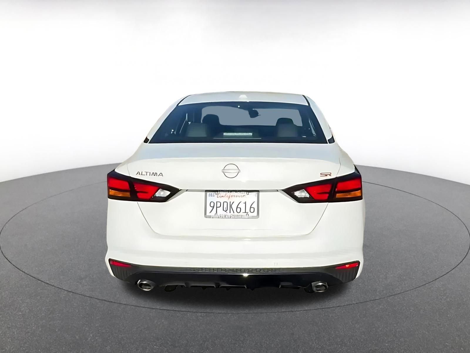 Used 2025 Nissan Altima 2.5 SR image 14