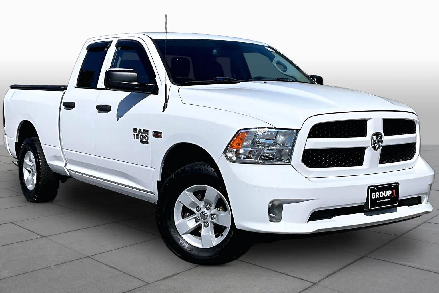 Used 2019 RAM 1500 Express AWD/4WD image 3