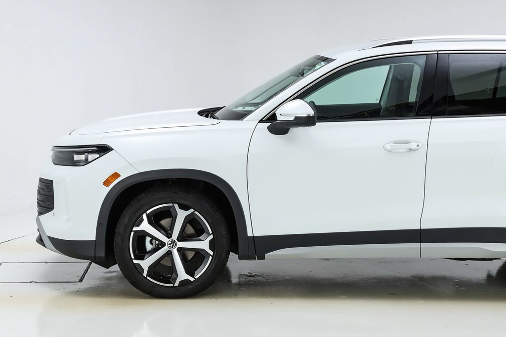 New 2026 Volkswagen Tiguan SE image 41