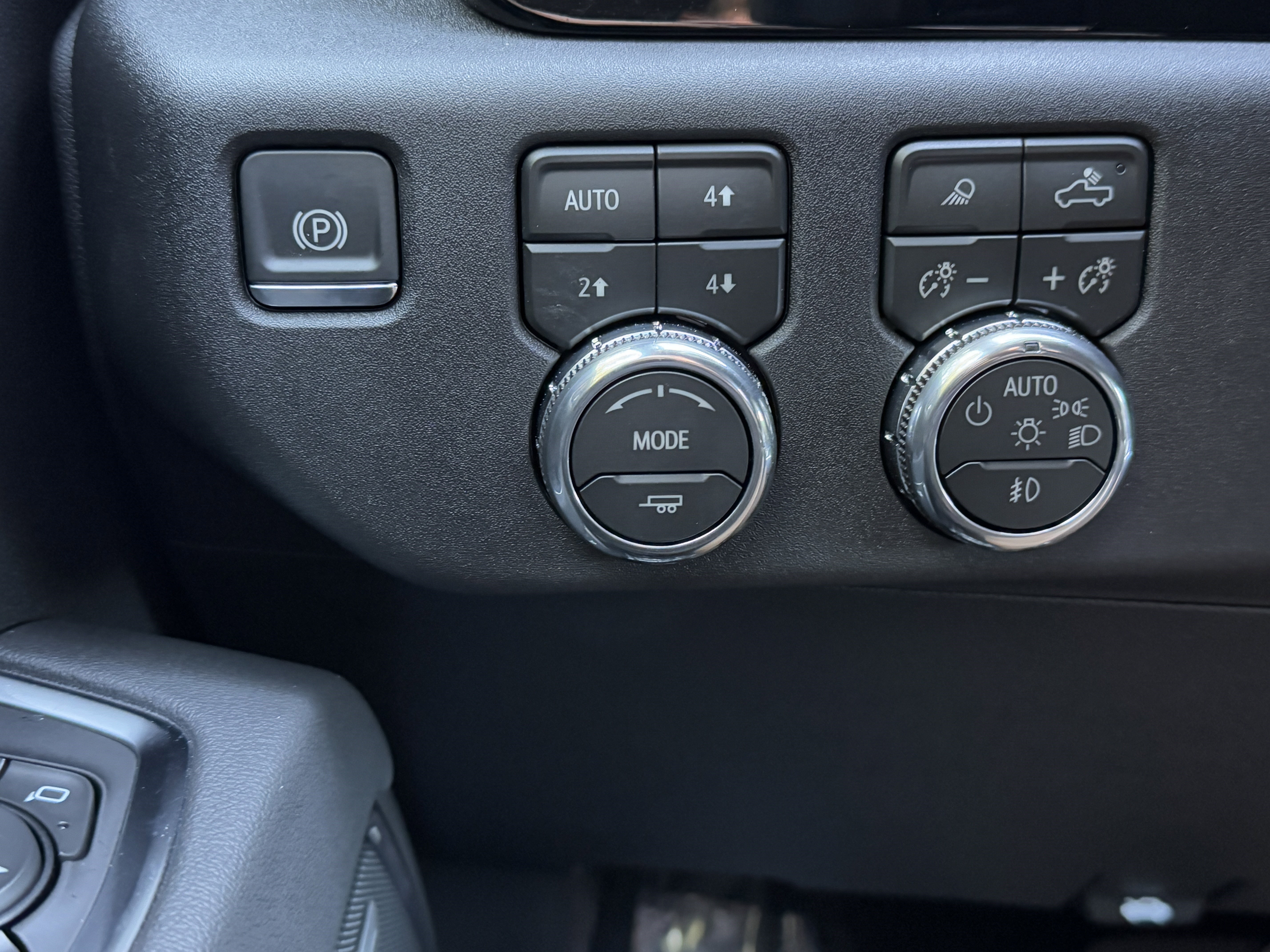 New 2026 GMC Sierra 2500 SLT w/ SLT Premium Package image 42