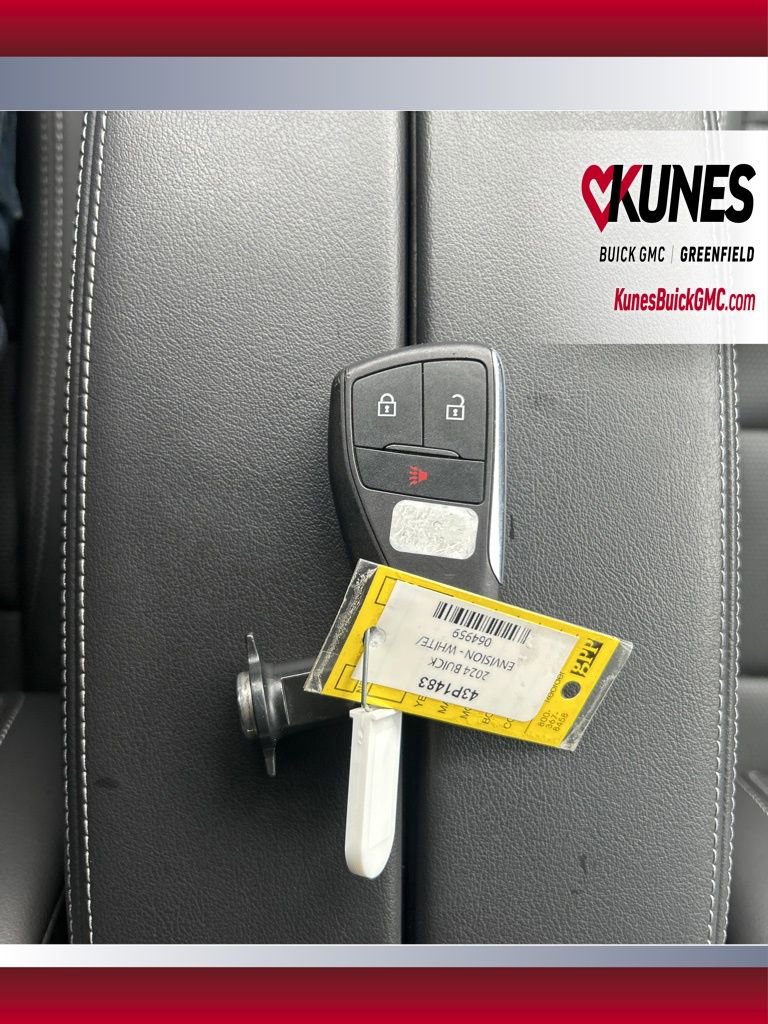 Used 2024 Buick Envision Preferred image 18