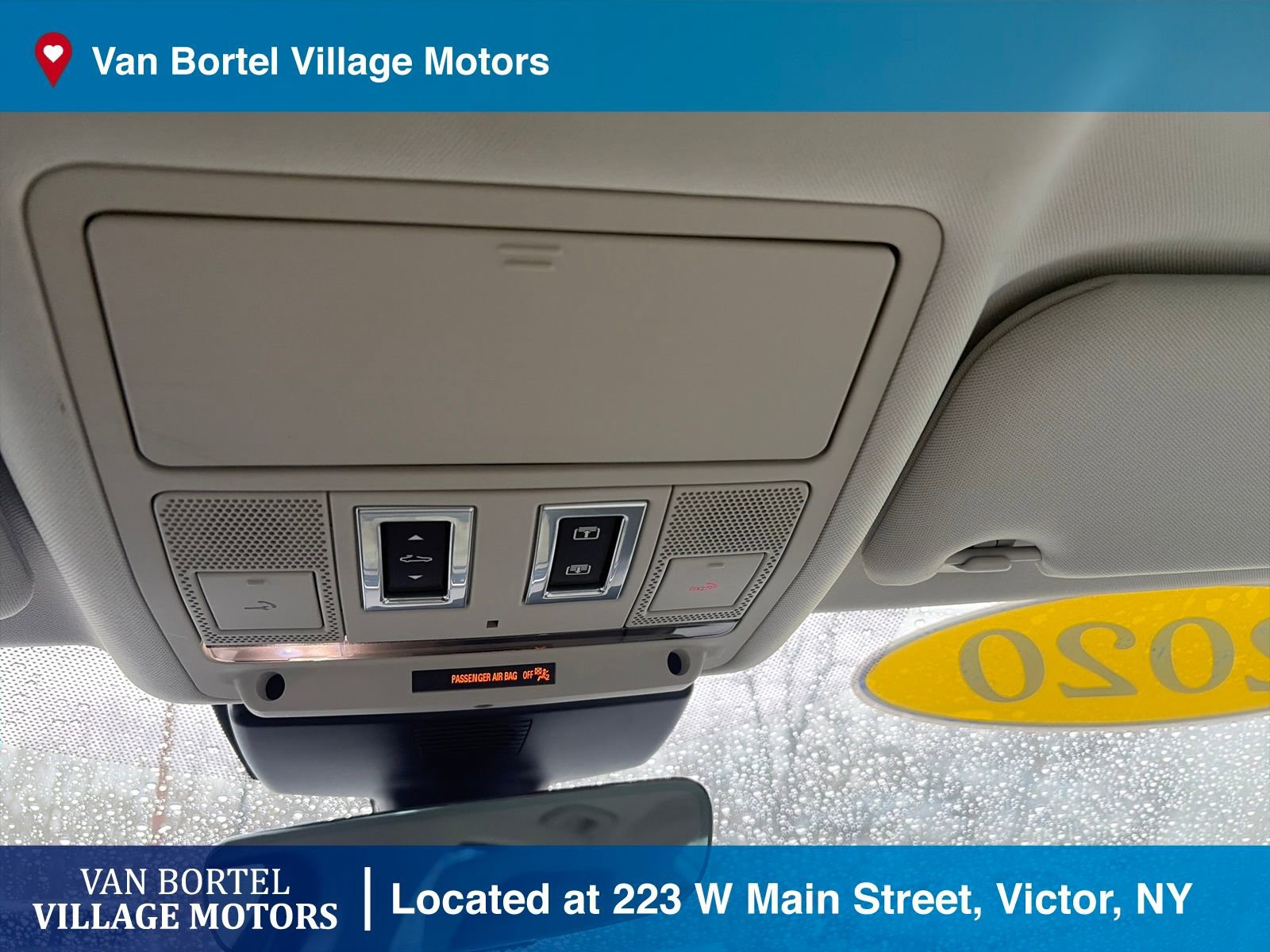 Used 2020 Jaguar XE S image 25